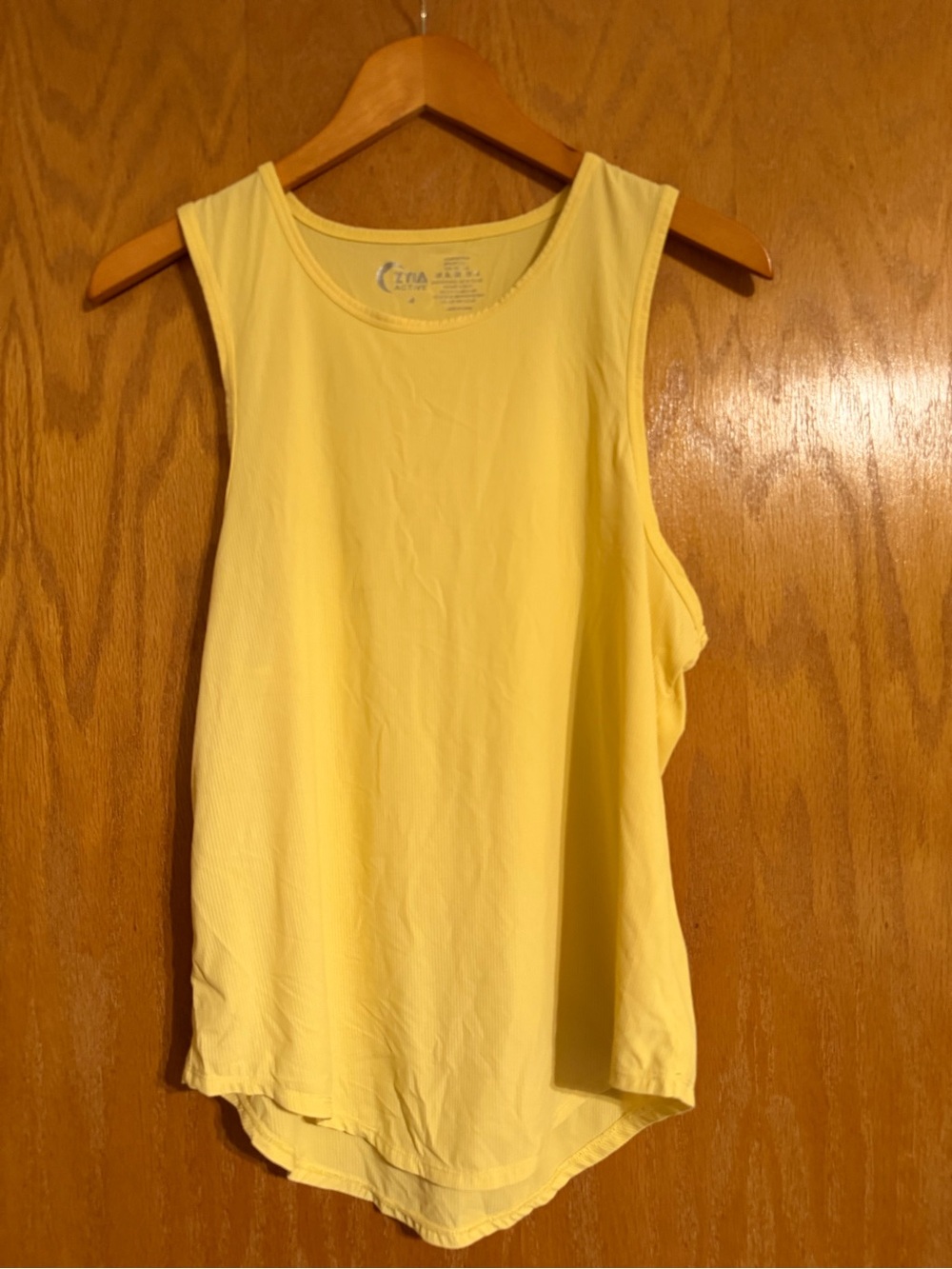 Women’s Sleeveless Tank Top - Yellow